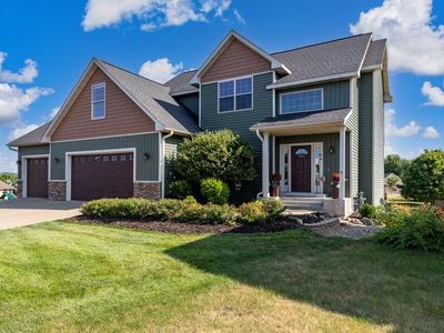 Property at 1615 Rolling Hills Ln, River Falls, WI