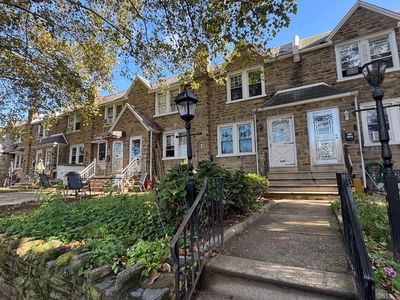 3251 Saint Vincent St