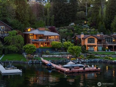 484 Overlake Drive E