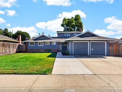 3122 De Ovan Ave
