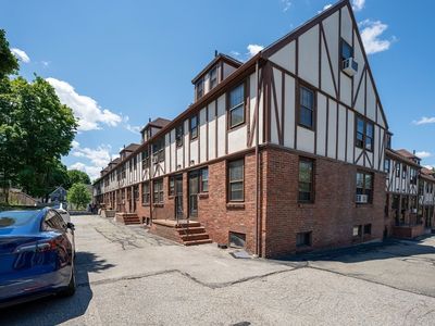247 Washington St Unit 11