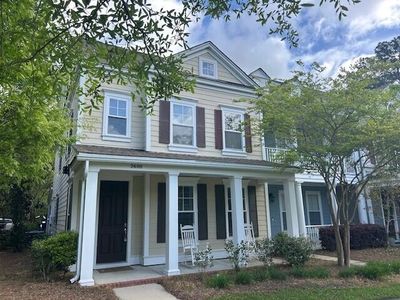 2600 Kings Gate Ln