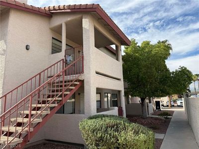 761 Rock Springs Dr APT 202