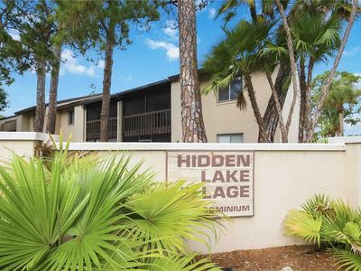 2752 HIDDEN LAKE BOULEVARD #C