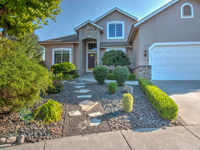 2116 Newhaven Loop