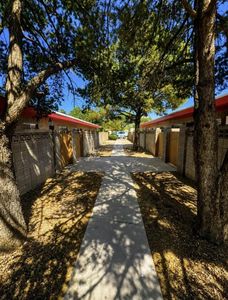 631 & 633 Mesilla St SE