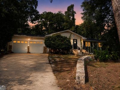 1127 Renee Dr