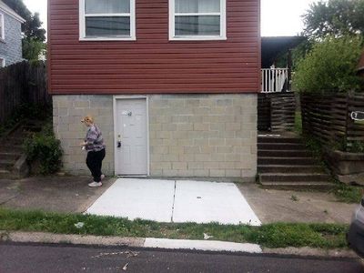 735 Indiana Ave