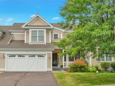 16 Aspen Circle