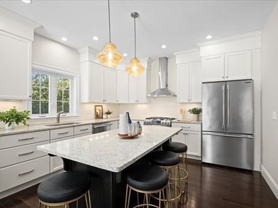 5 N Pond Way #28