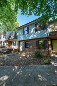 34 Cape Point Ct
