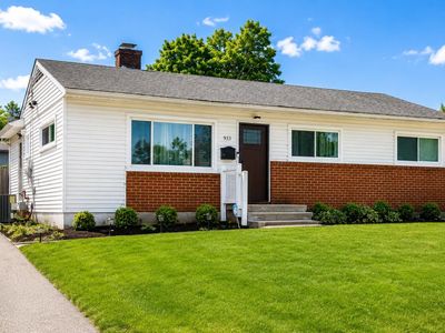933 Prestwood Rd