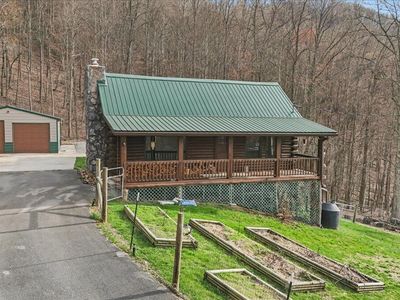 Property at 417 Charlie Hicks Rd, Jonesborough, TN