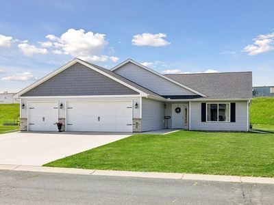 Property at 720 Deer Trl, Montgomery, MN