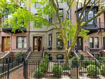 319 Beacon St