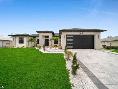 3916 SW 20th Ave