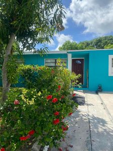 200 Ficus Tree Drive