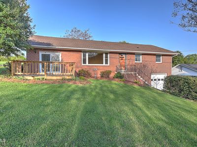 133 Fairfax Rd