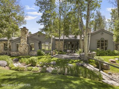 50 Huckleberry Dr