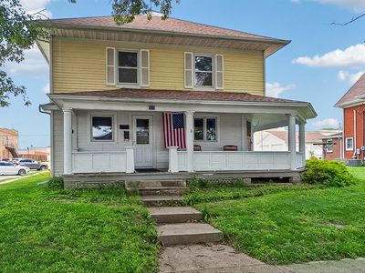 401 Prairie St