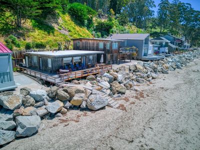 16 Potbelly Beach Rd