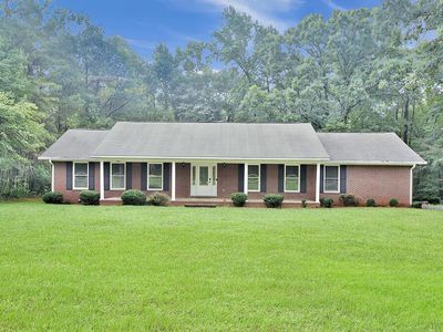 560 Lee Road 246