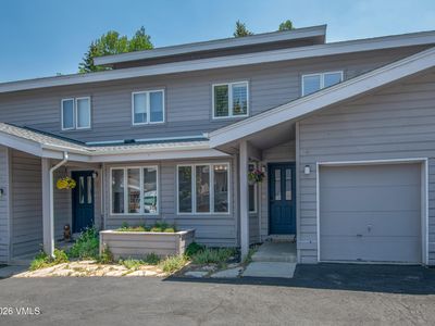 880 Homestead Dr #18E