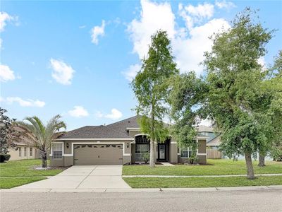 6817 Cromwell Garden Dr
