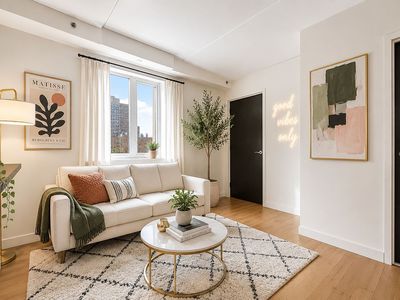 1810 3rd Ave APT A8c