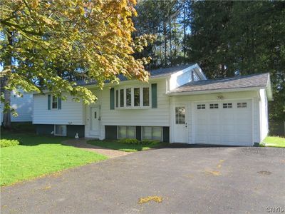 33 Perimeter Rd
