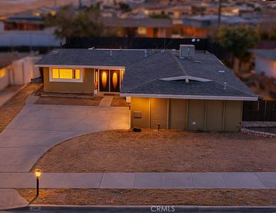 1240 E Navajo St