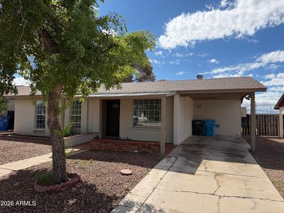 2119 W DANBURY Road