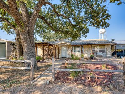 Property at 403 South Drive, Kingsland, TX