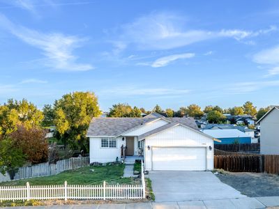 545 E Theater Ln