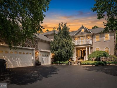 19 Evans Ln