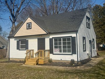 1371 Krumroy Rd