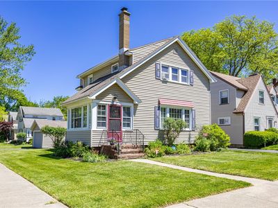 66 Hardison Rd