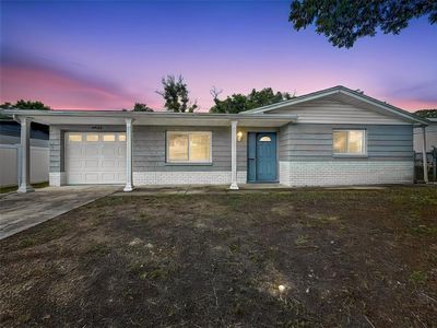 4925 BEACON HILL DRIVE
