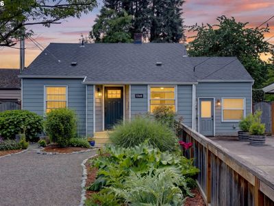 7340 N Willamette Blvd