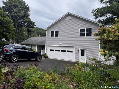32 Benz Street