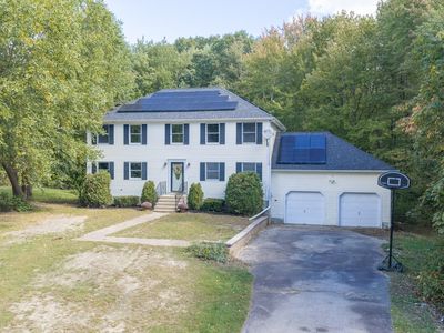 Property at 25 Caswell Ct, Douglas, MA