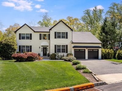 55 Highwood Rd