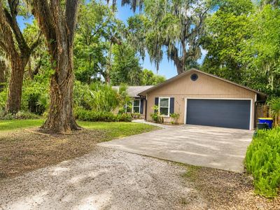 Property at 2210 Needle Palm Dr, Edgewater, FL