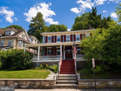 138 W Logan St
