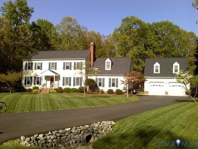 2611 Olde Stone Rd