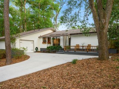 3527 NW 46th Pl