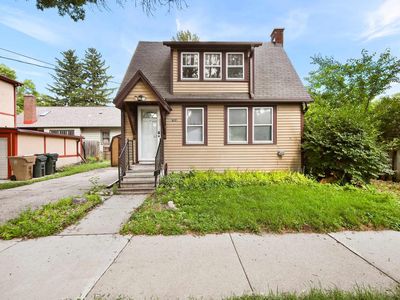 1009 Whittier Street