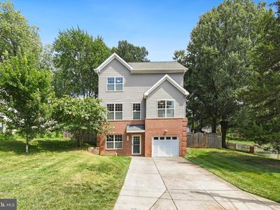 8305 Cunningham Dr