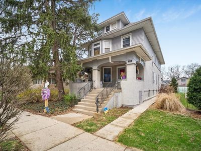 Property at 715 N Taylor Ave, Oak Park, IL
