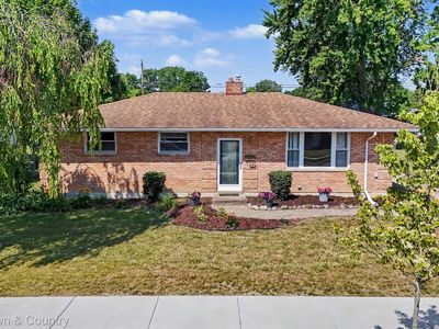5224 Durwood Dr